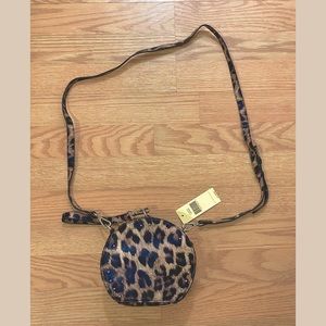 2 in 1 Leopard Crossbody Micro Round Bag